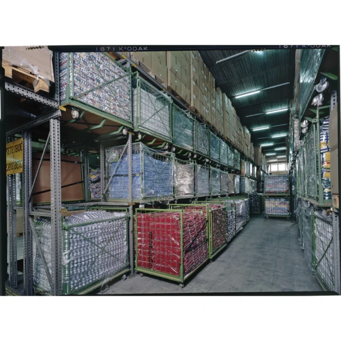 Quadro-Corlette-Einsatz-4 wózek magazynowy składany w magazynie